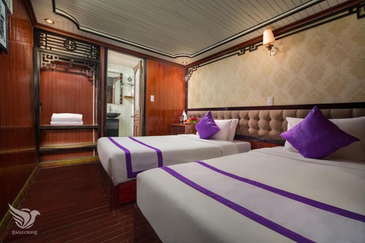 Halong Lavender Cruises Hotel ฮาลอง ภายนอก รูปภาพ